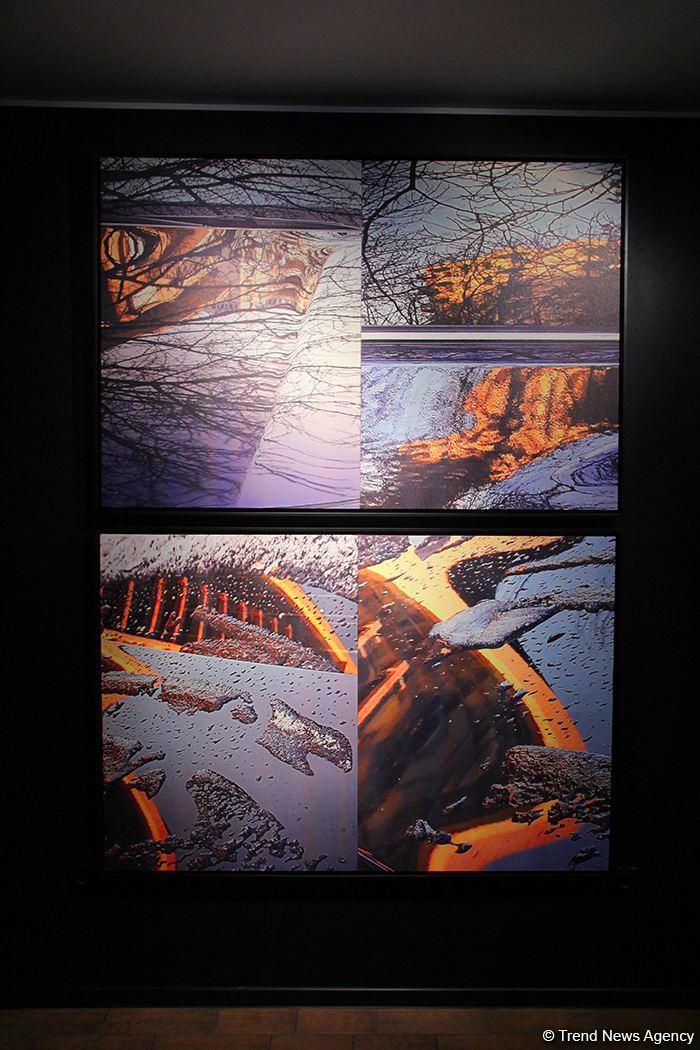 В Баку открылась оригинальная экспозиция Анны Ибрагимбековой "Зеркало незримого" – композиции в панно, диптихе и триптихе (ФОТО)