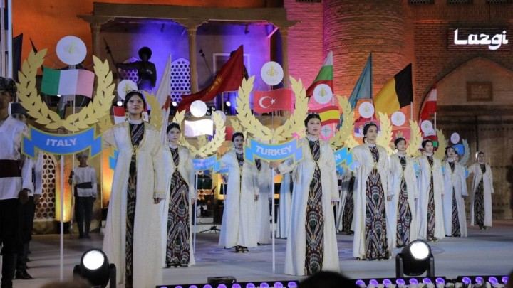 Азербайджан принимает участие в первом Международном фестивале танца "Лазги" в Узбекистане (ФОТО)
