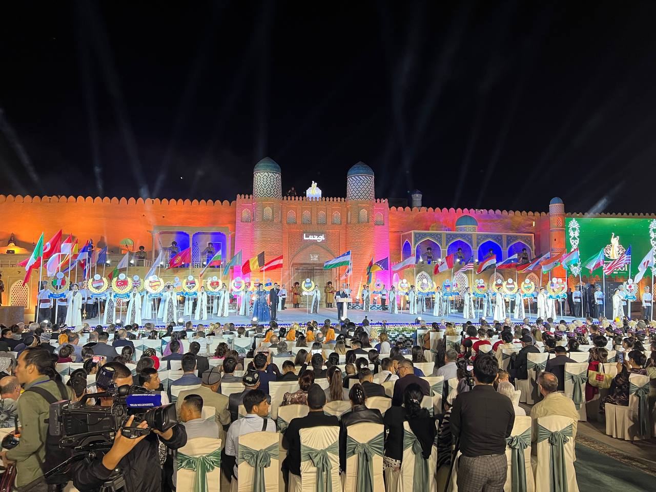 Азербайджан принимает участие в первом Международном фестивале танца "Лазги" в Узбекистане (ФОТО)