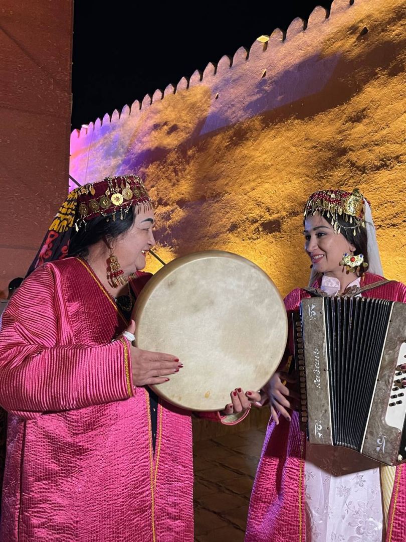 Азербайджан принимает участие в первом Международном фестивале танца "Лазги" в Узбекистане (ФОТО)