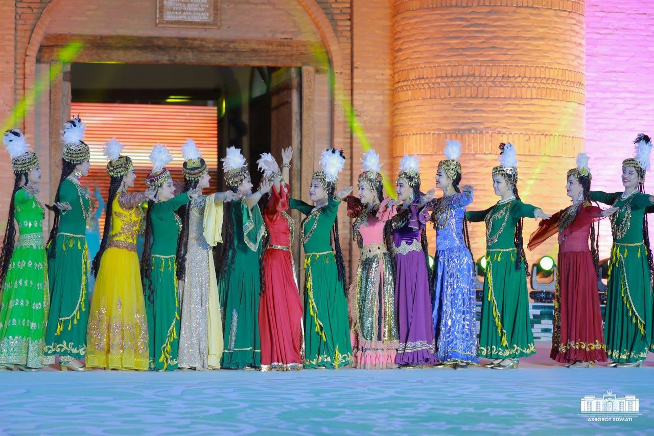 Азербайджан принимает участие в первом Международном фестивале танца "Лазги" в Узбекистане (ФОТО)