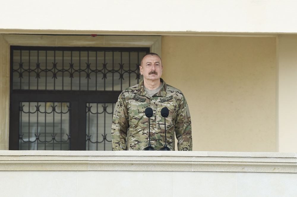 Президент Азербайджана, Верховный главнокомандующий Вооруженными силами Ильхам Алиев посетил Н-скую воинскую часть Сил спецназа минобороны (ФОТО/ВИДЕО)