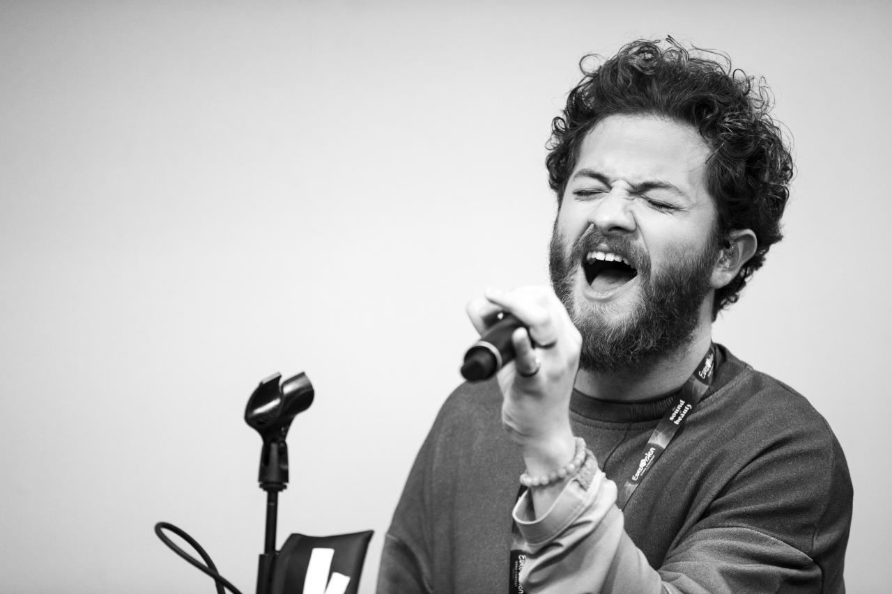 Представитель Азербайджана на "Евровидении-2022" провел первую репетицию в Италии (ФОТО/ВИДЕО)