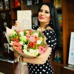 "Тройной удар" от Лалы Умуд (ФОТО)