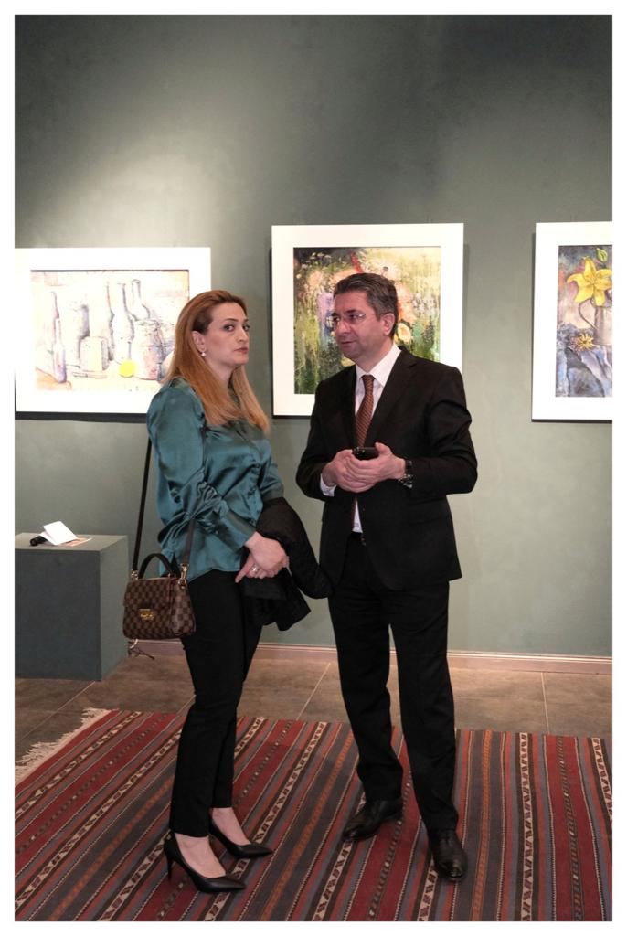 В Берлине открылась выставка Лейлы Азимбековой "Отличная от других" (ФОТО)