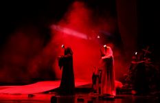 В Баку состоялась премьера сюрреалистического спектакля "Псих" по мотивам романа "Дон Кихот" (ФОТО)