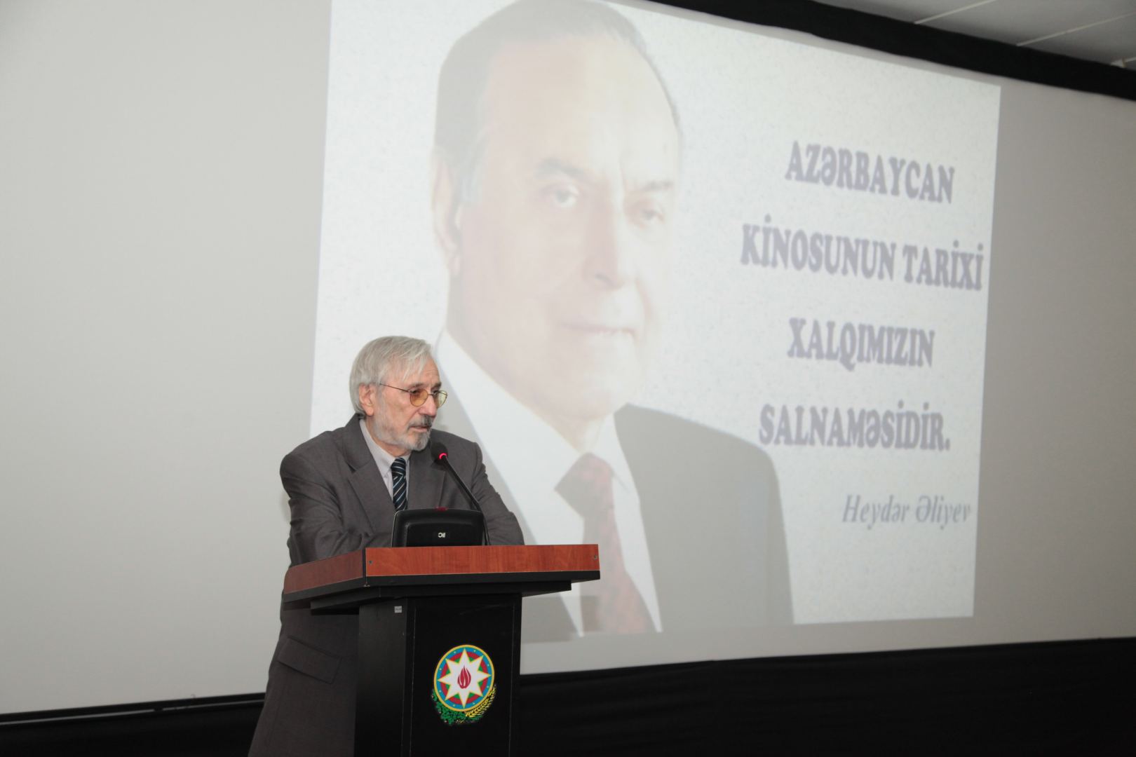В Госфильмофонде состоялась конференция "Гейдар Алиев и азербайджанский кинематограф" (ФОТО)