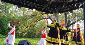 Танцевальные коллективы из Пакистана и Узбекистана выступили на V Международном фольклорном фестивале "Харыбюльбюль" (ФОТО/ВИДЕО)