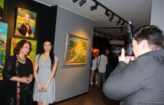 В QGallery открылась персональная выставка работ посла Австрии в Азербайджане Александра Байерля "Вслед за солнцем" (ФОТО)