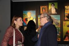 В QGallery открылась персональная выставка работ посла Австрии в Азербайджане Александра Байерля "Вслед за солнцем" (ФОТО)