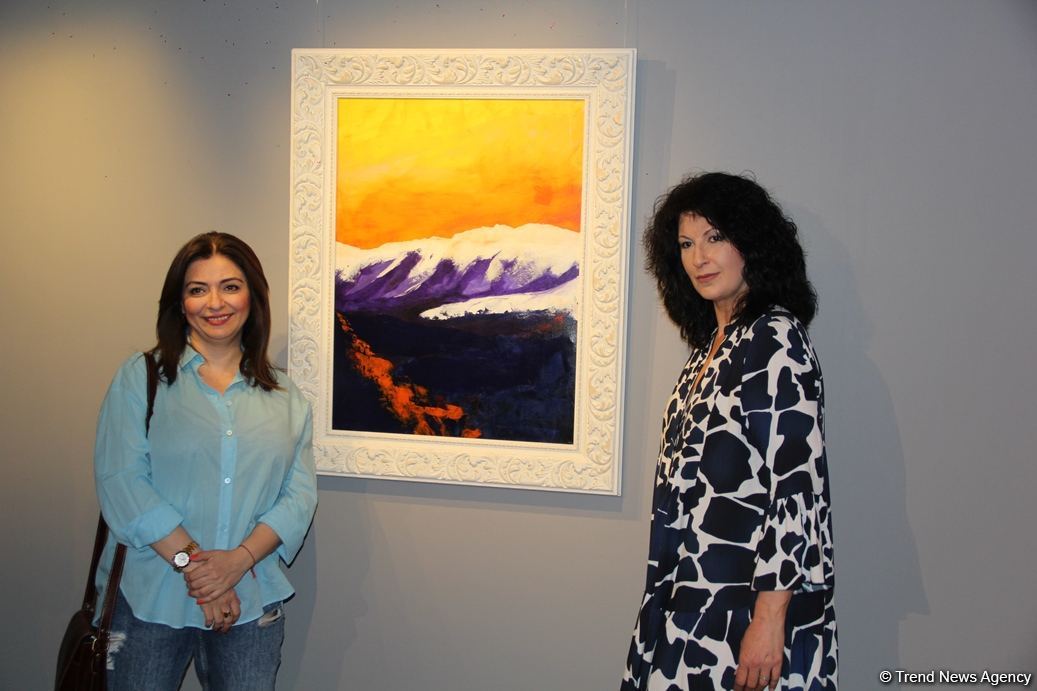 В QGallery открылась персональная выставка работ посла Австрии в Азербайджане Александра Байерля "Вслед за солнцем" (ФОТО)