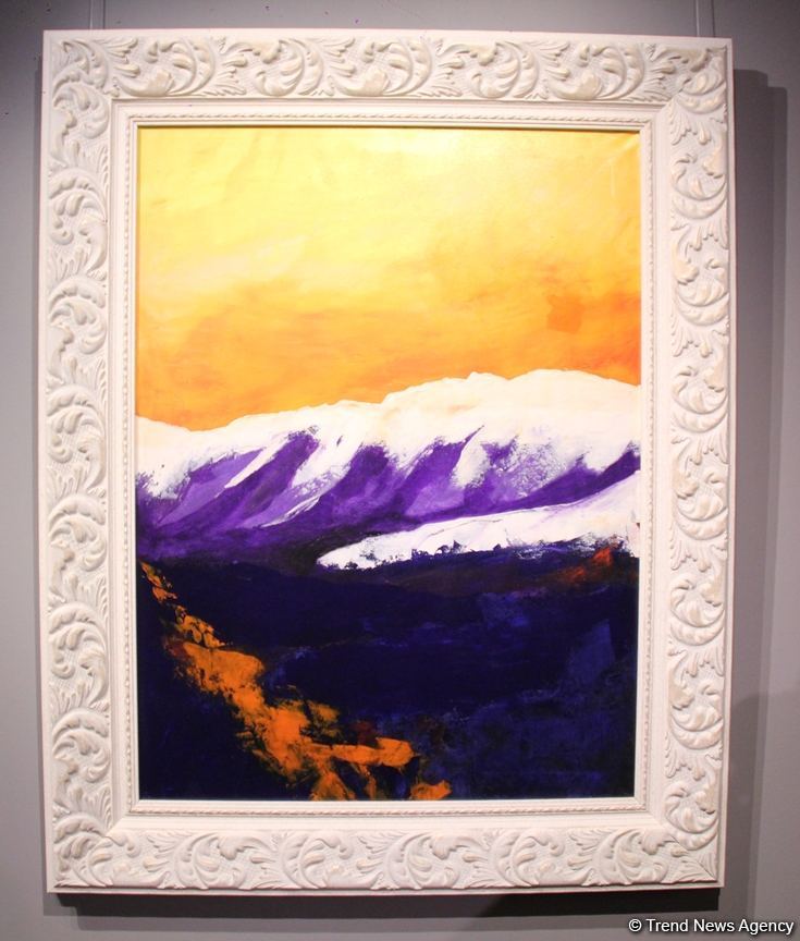 В QGallery открылась персональная выставка работ посла Австрии в Азербайджане Александра Байерля "Вслед за солнцем" (ФОТО)