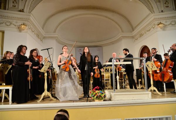 Бакинские зрители насладились звучанием шедевров Бетховена и Шостаковича (ФОТО)