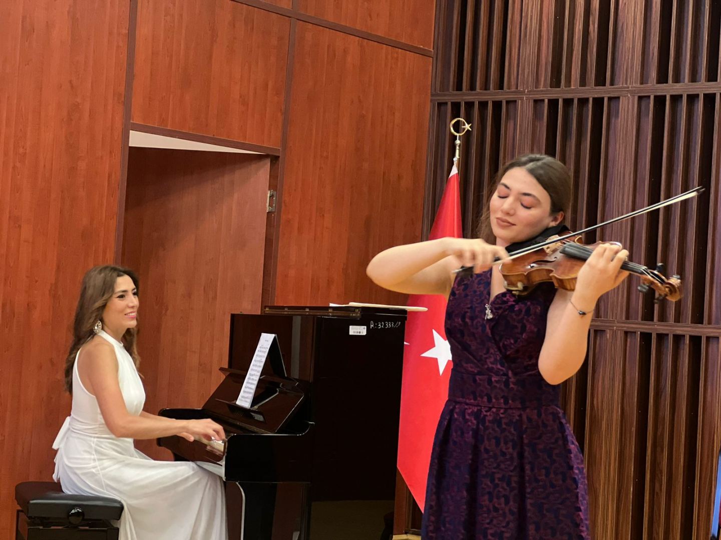 Успех азербайджанского проекта "Gənclərə dəstək" в Турции (ФОТО/ВИДЕО)