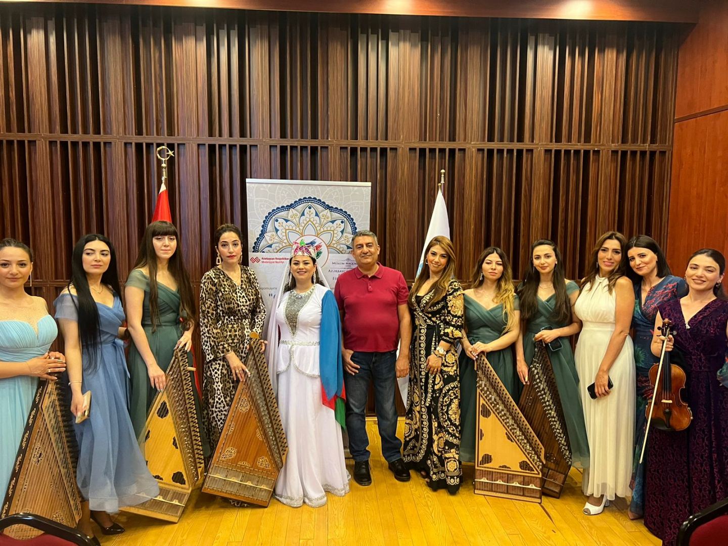 Успех азербайджанского проекта "Gənclərə dəstək" в Турции (ФОТО/ВИДЕО)