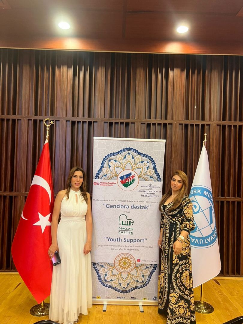 Успех азербайджанского проекта "Gənclərə dəstək" в Турции (ФОТО/ВИДЕО)