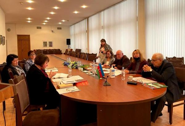 В Баку рассказали о роли тюркской музыки в современном мире (ФОТО)