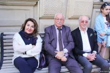 Бесподобная ночь в Баку – новая реальность цифровых технологий! Впервые под открытым небом классика и дефиле "статуй" (ВИДЕО, ФОТО)