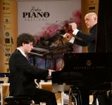 Первый Международный фортепианный фестиваль в Баку открылся выступлением Реми Женье и горячим танго (ВИДЕО, ФОТО)