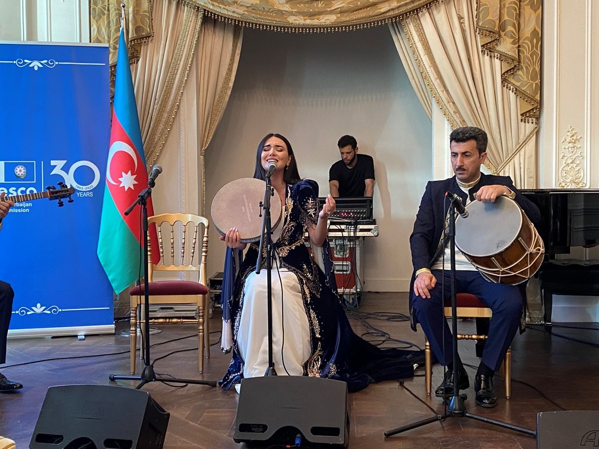 В Париже прошел концерт, посвященный "Году города Шуша" (ВИДЕО, ФОТО)