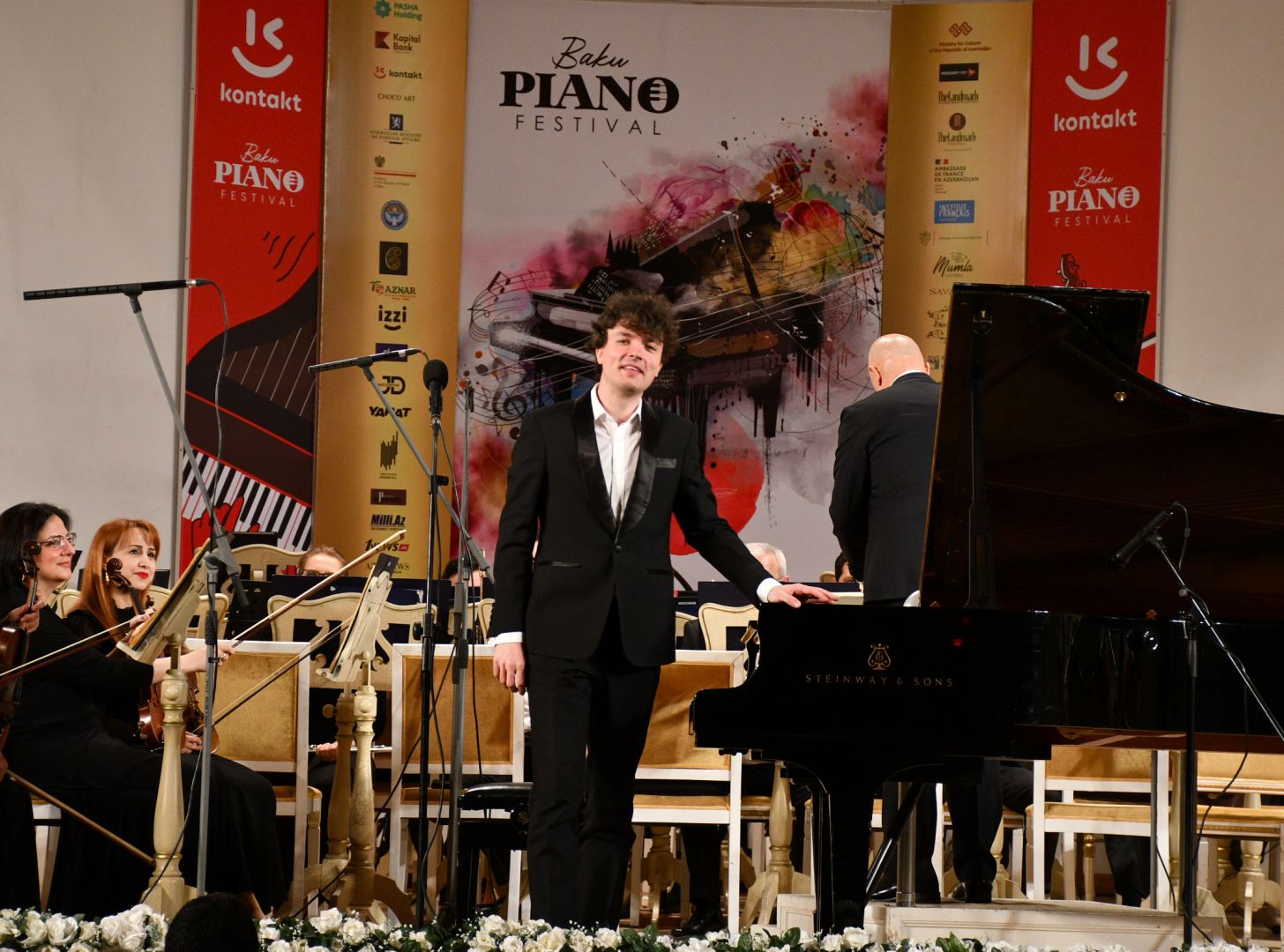 Первый Международный фортепианный фестиваль в Баку открылся выступлением Реми Женье и горячим танго (ВИДЕО, ФОТО)