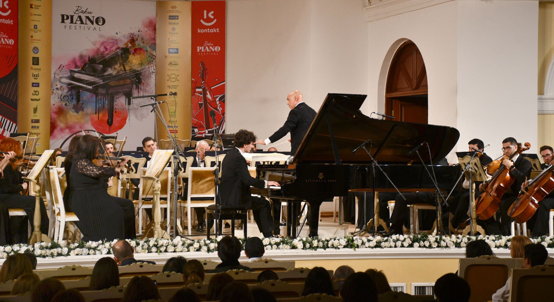 Первый Международный фортепианный фестиваль в Баку открылся выступлением Реми Женье и горячим танго (ВИДЕО, ФОТО)