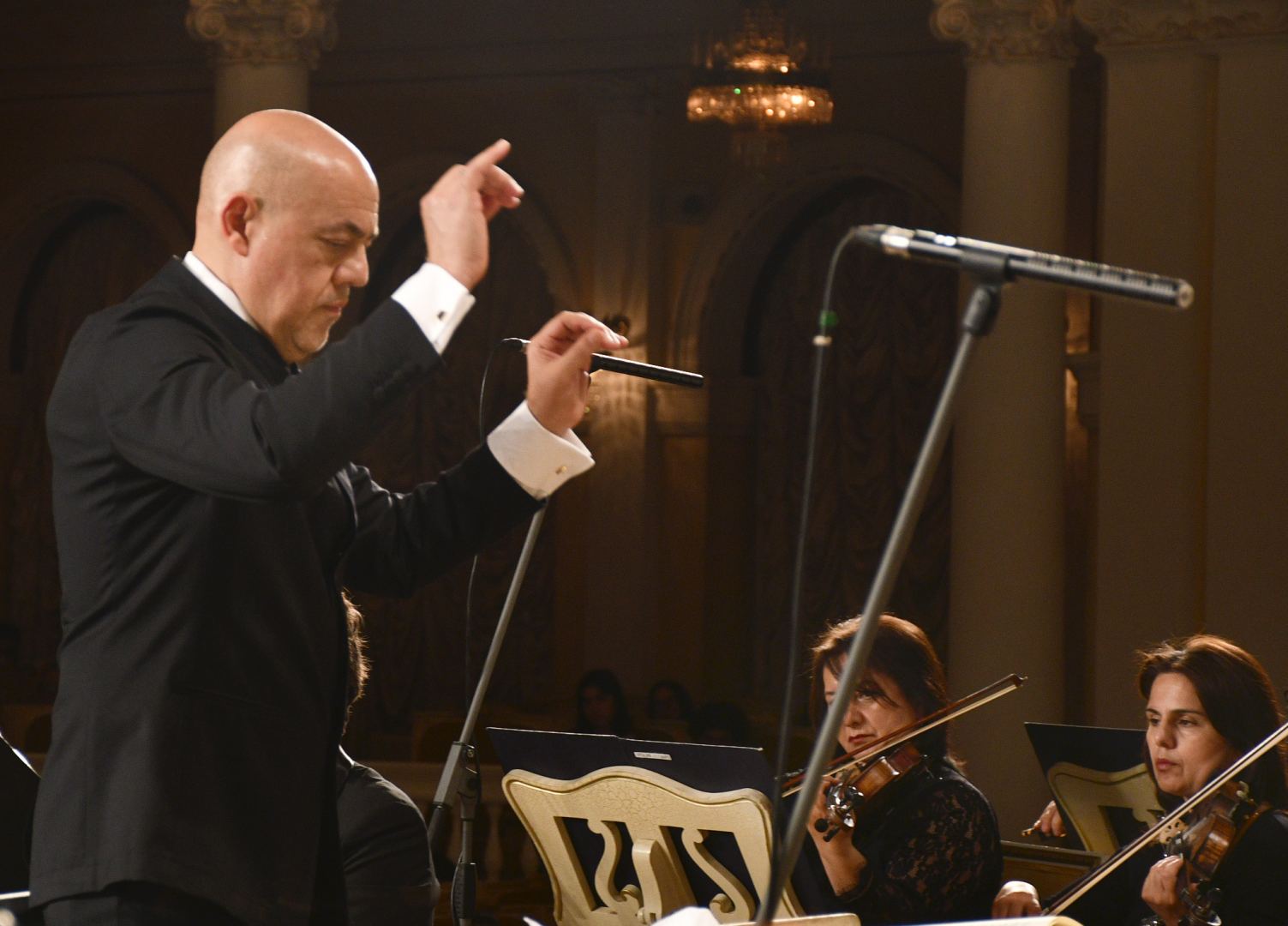 Первый Международный фортепианный фестиваль в Баку открылся выступлением Реми Женье и горячим танго (ВИДЕО, ФОТО)