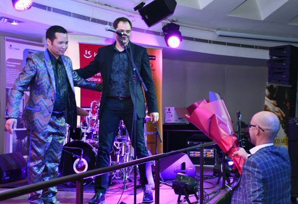 Известный джазовый пианист из Кыргызстана покорил бакинцев и гостей столицы (ФОТО/ВИДЕО)