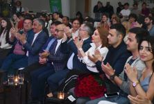 Известный джазовый пианист из Кыргызстана покорил бакинцев и гостей столицы (ФОТО/ВИДЕО)