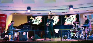 Известный джазовый пианист из Кыргызстана покорил бакинцев и гостей столицы (ФОТО/ВИДЕО)