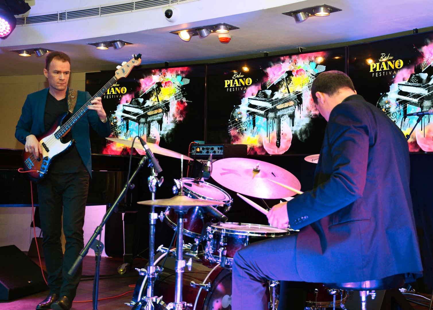 Известный джазовый пианист из Кыргызстана покорил бакинцев и гостей столицы (ФОТО/ВИДЕО)