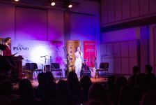 Чудесный вечер в Баку семейной пары - азербайджанки и итальянца (ВИДЕО, ФОТО)