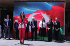 В небо над Баку выпущены 270 шаров – открытие первого Фестиваля литературы и книг тюркского мира (ФОТО)