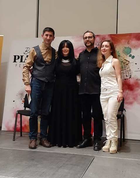 Чудесный вечер в Баку семейной пары - азербайджанки и итальянца (ВИДЕО, ФОТО)