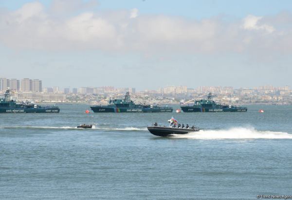 Специализированные войска ВМС Азербайджана выполнили различные маневры в рамках фестиваля TEKNOFEST (ФОТО/ВИДЕО)