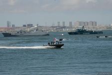 Специализированные войска ВМС Азербайджана выполнили различные маневры в рамках фестиваля TEKNOFEST (ФОТО/ВИДЕО)