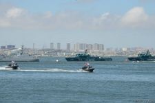 Специализированные войска ВМС Азербайджана выполнили различные маневры в рамках фестиваля TEKNOFEST (ФОТО/ВИДЕО)