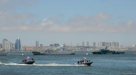 Специализированные войска ВМС Азербайджана выполнили различные маневры в рамках фестиваля TEKNOFEST (ФОТО/ВИДЕО)