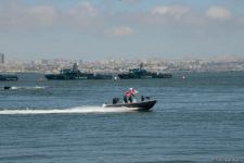 Специализированные войска ВМС Азербайджана выполнили различные маневры в рамках фестиваля TEKNOFEST (ФОТО/ВИДЕО)