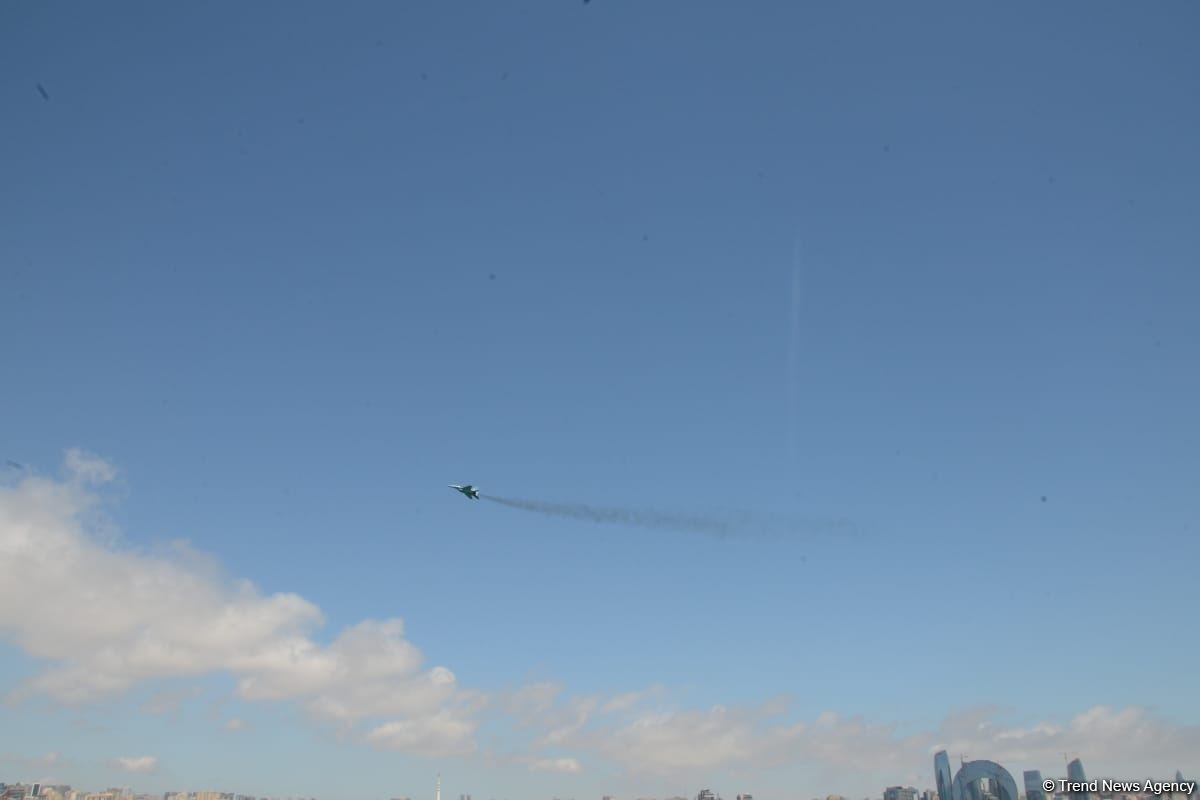 В Баку организовано очередное авиашоу во второй день фестиваля TEKNOFEST (ФОТО/ВИДЕО)