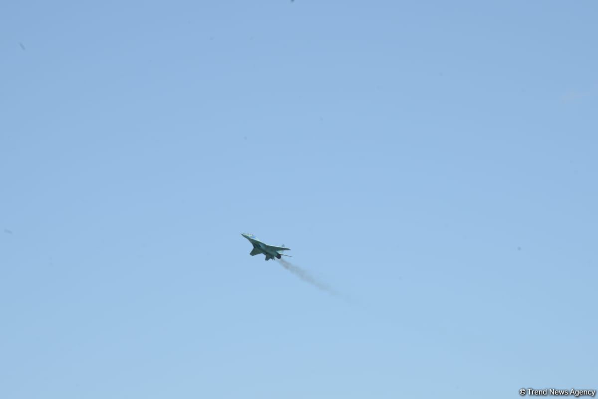 В Баку организовано очередное авиашоу во второй день фестиваля TEKNOFEST (ФОТО/ВИДЕО)