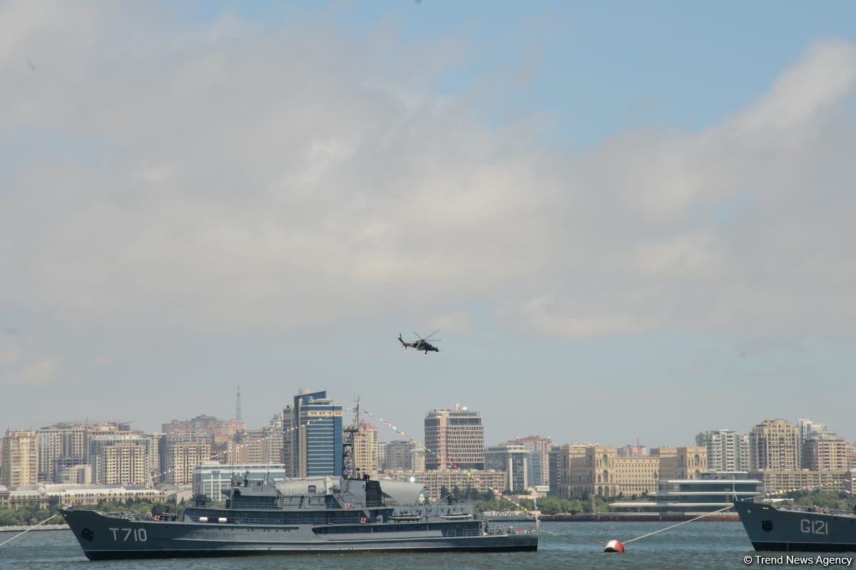 В Баку организовано очередное авиашоу во второй день фестиваля TEKNOFEST (ФОТО/ВИДЕО)