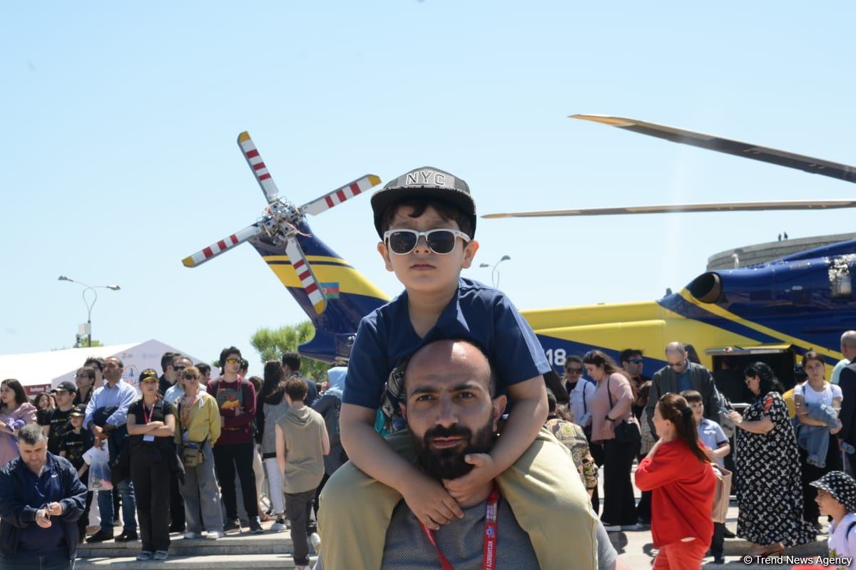 Специализированные войска ВМС Азербайджана выполнили различные маневры в рамках фестиваля TEKNOFEST (ФОТО/ВИДЕО)