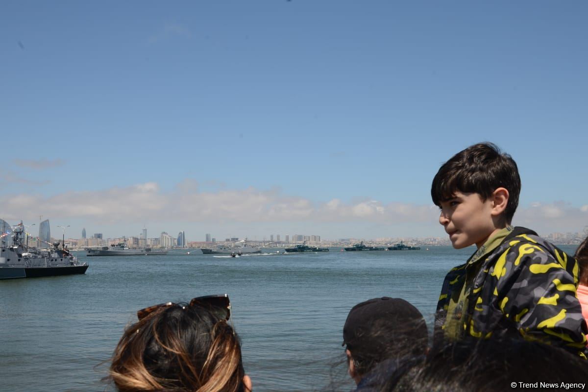 Специализированные войска ВМС Азербайджана выполнили различные маневры в рамках фестиваля TEKNOFEST (ФОТО/ВИДЕО)