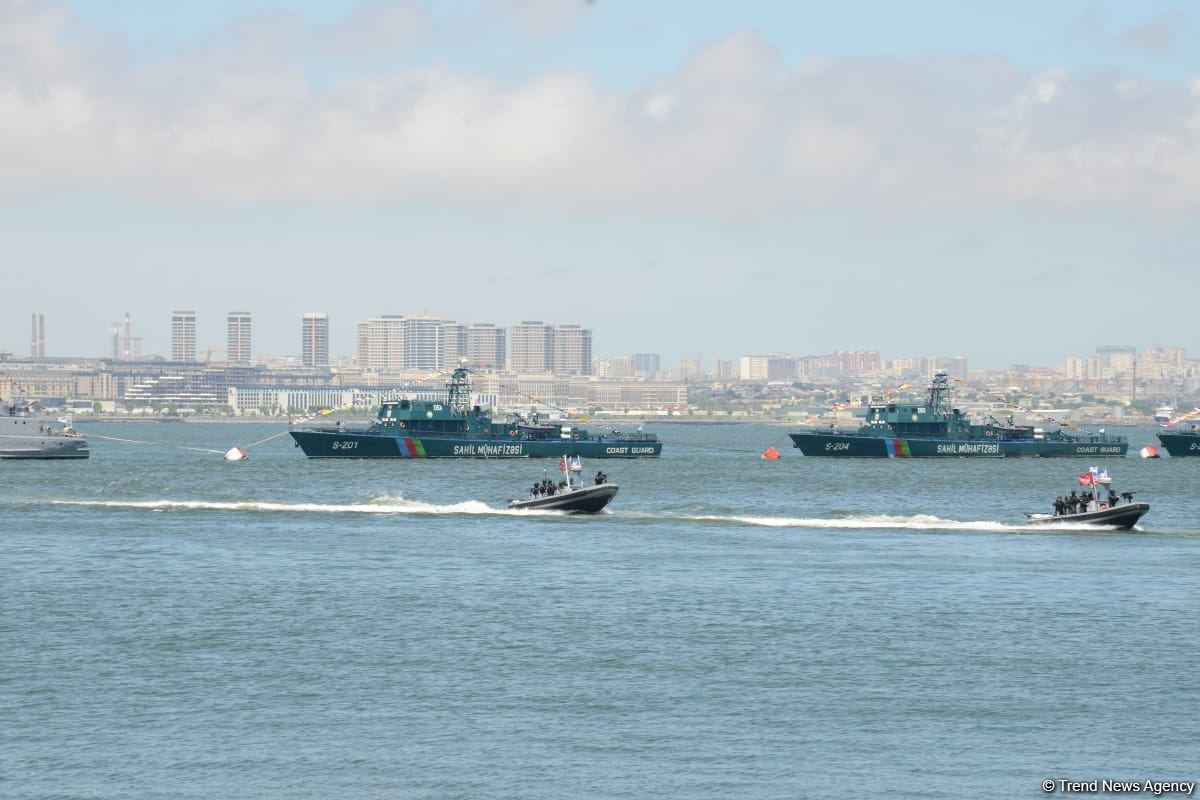 Специализированные войска ВМС Азербайджана выполнили различные маневры в рамках фестиваля TEKNOFEST (ФОТО/ВИДЕО)