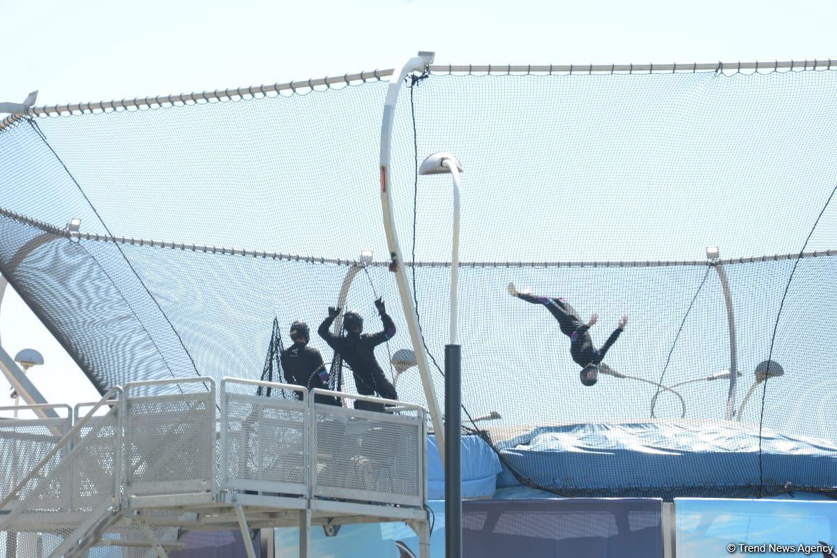 В Баку стартовал второй день Международного фестиваля авиации, космоса и технологий TEKNOFEST (ФОТО)