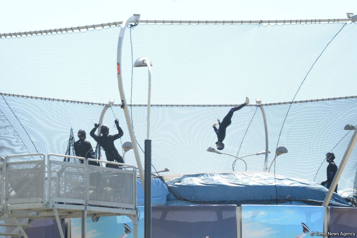 В Баку стартовал второй день Международного фестиваля авиации, космоса и технологий TEKNOFEST (ФОТО)