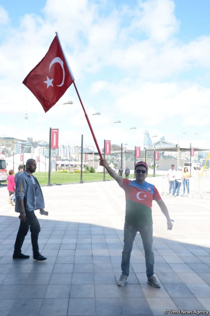 В Баку стартовал второй день Международного фестиваля авиации, космоса и технологий TEKNOFEST (ФОТО)