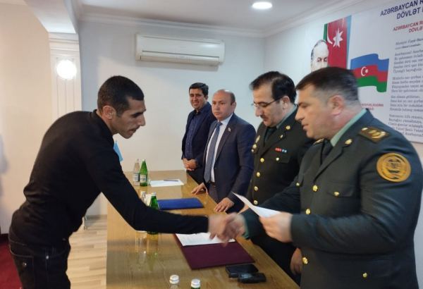 В исправительном учреждении №11 минюста Азербайджана распоряжение о помиловании коснулось 7 осужденных (ФОТО)