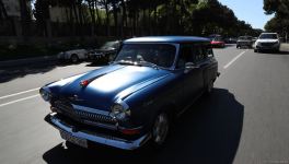 В Баку прошел грандиозный праздник классических автомобилей – автопробег, выставка, конкурсы, ретро-стиль участников (ФОТО/ВИДЕО)